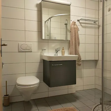 Au Pied De La Telecabine, Saastalcards