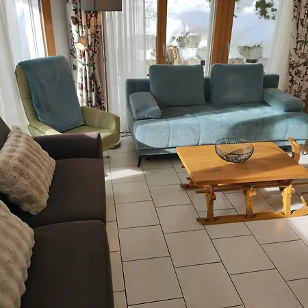 Appartement Au Pied De La Telecabine, Saastalcards