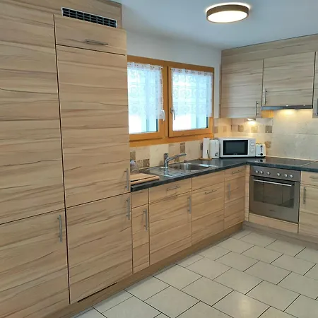 Apartment Au Pied De La Telecabine, Saastalcards *
