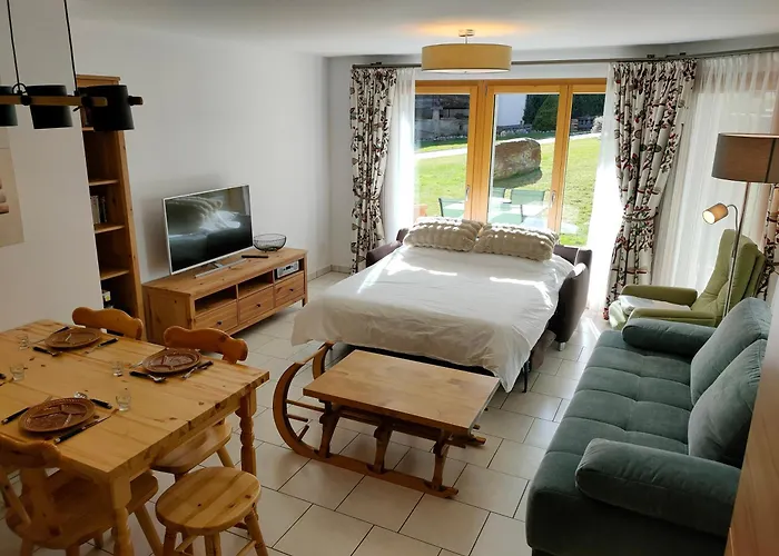 Au Pied De La Telecabine, Saastalcards *