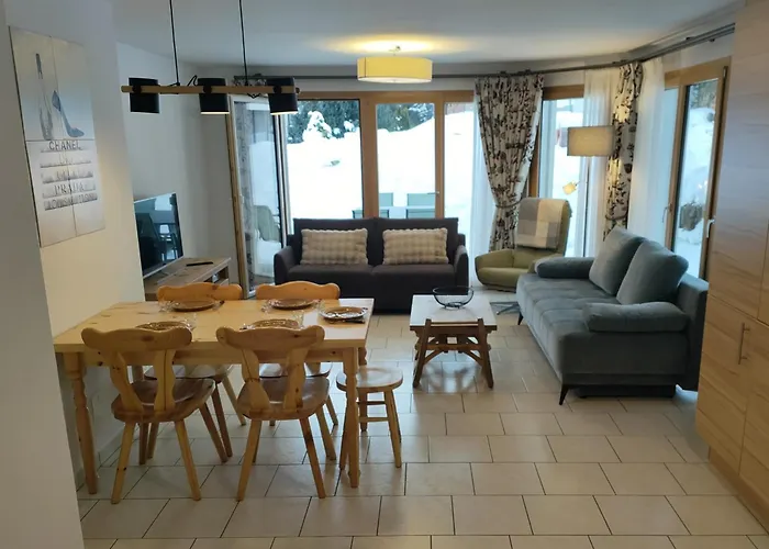 Au Pied De La Telecabine, Saastalcards *