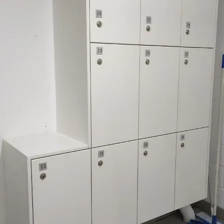 Au Pied De La Telecabine, Saastalcards *