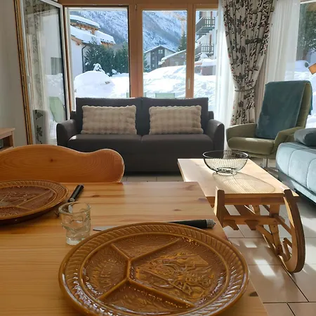 Au Pied De La Telecabine, Saastalcards Appartement